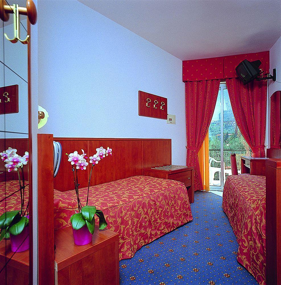 Hotel Garden Limone sul Garda Exteriér fotografie